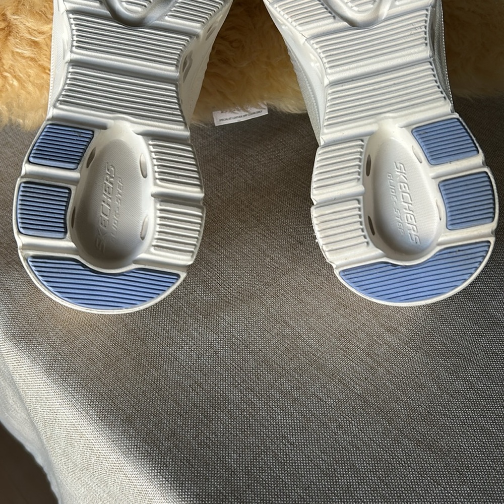 Skechers Slide-Step Sneakers Cream Color 8.5 - Picture 7 of 9